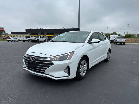 2019 Hyundai Elantra for sale at J & L AUTO SALES in Tyler TX