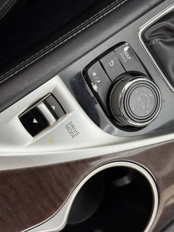 2017 Infiniti Q60 3.0T Premium