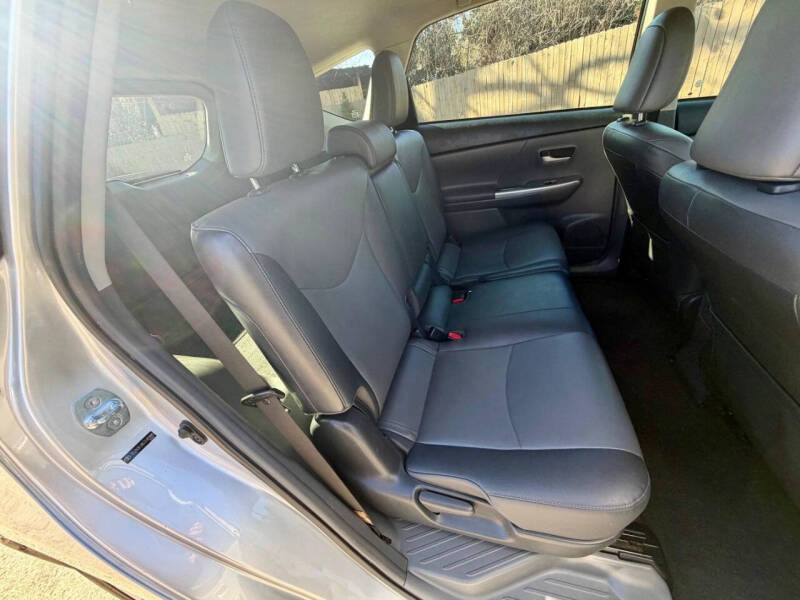 2012 Toyota Prius v Five