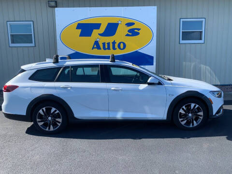 2019 Buick Regal TourX Essence