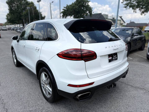 2016 Porsche Cayenne