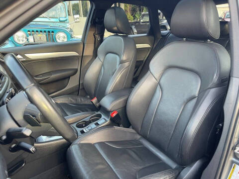 2015 Audi Q3 2.0T quattro Prestige