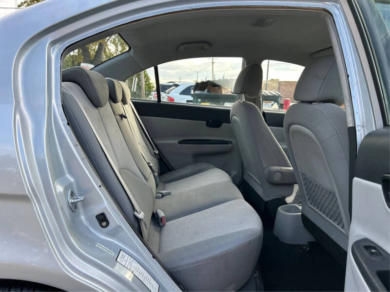 2011 Hyundai Accent GLS