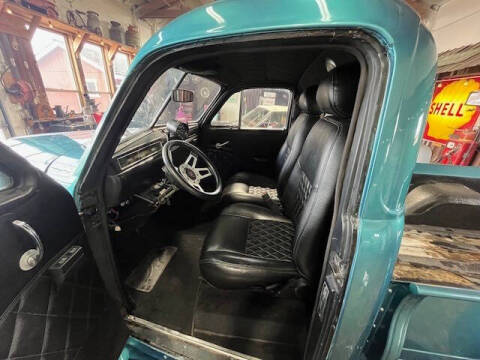 1948 Studebaker M5-C2