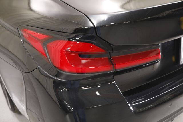 2021 BMW 5 Series 540i