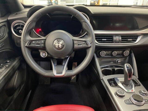 2024 Alfa Romeo Stelvio Ti
