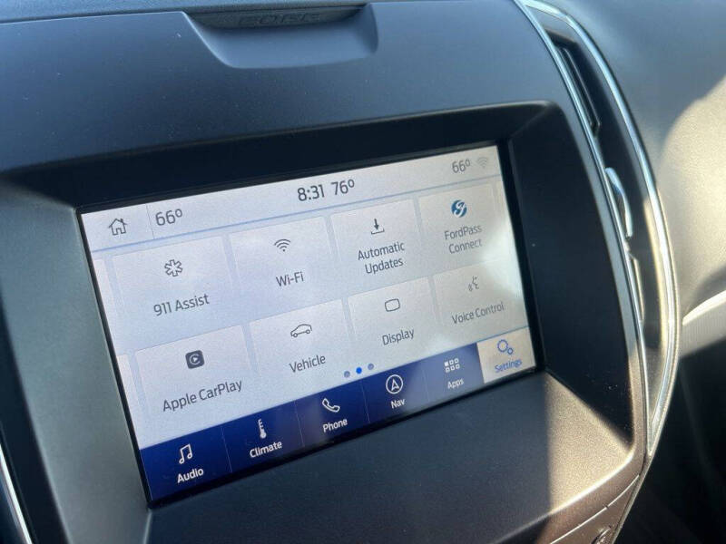 2020 Ford Edge Titanium