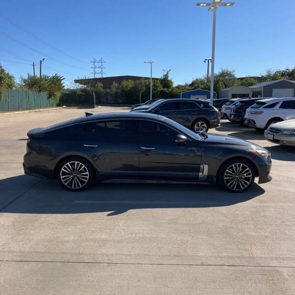 2019 Kia Stinger Premium