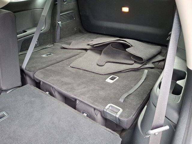 2023 Nissan Pathfinder SV