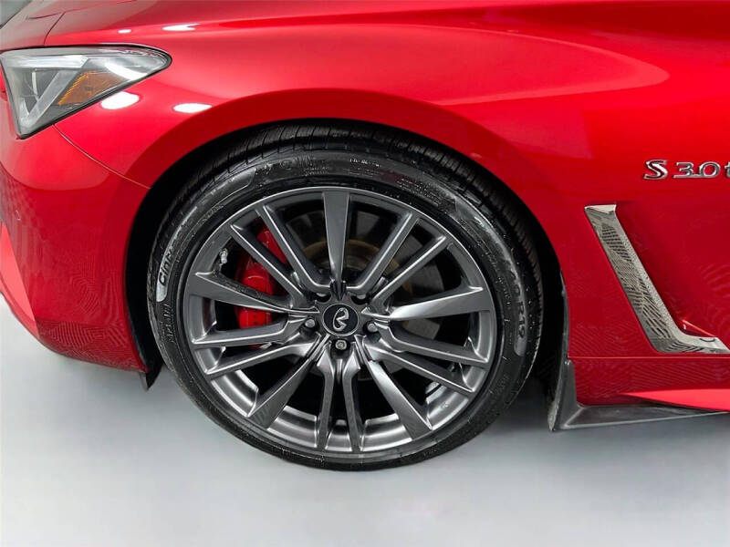 2017 Infiniti Q60 Red Sport 400