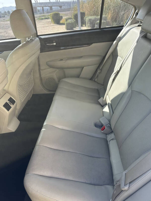 2014 Subaru Legacy 2.5i Limited