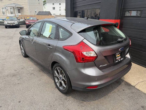 2014 Ford Focus SE