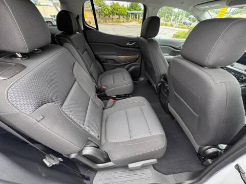 2022 GMC Acadia SLE