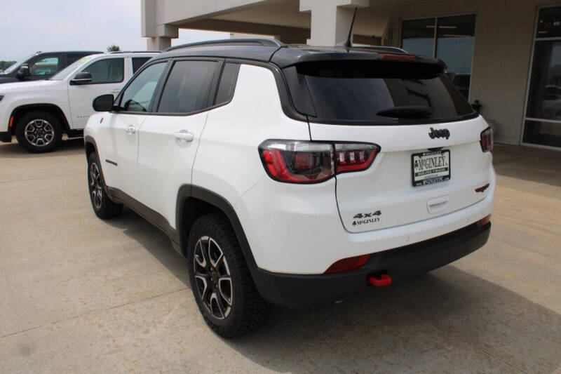 2025 Jeep Compass Trailhawk