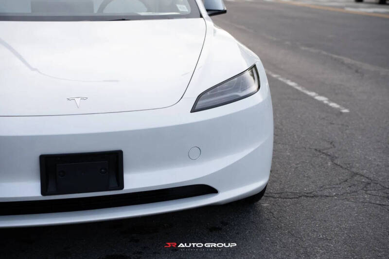 2025 Tesla Model 3 Long Range