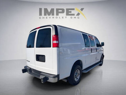 2023 GMC Savana 2500