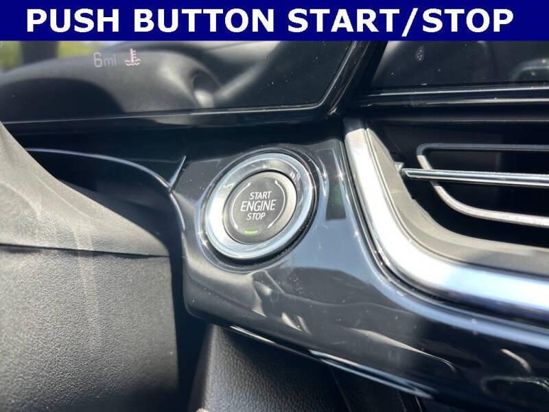 2025 Chevrolet Trax RS