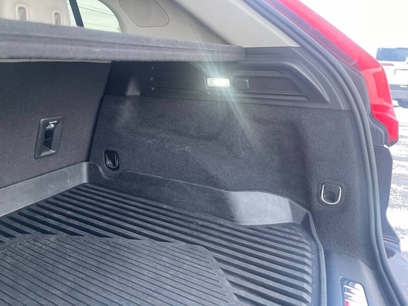 2021 Cadillac XT4 Premium Luxury