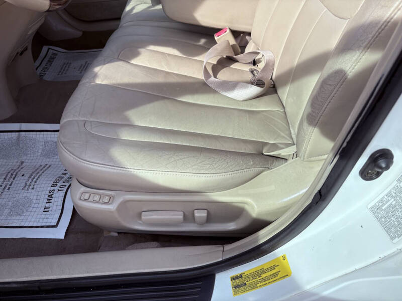 2003 Toyota Avalon XLS