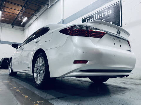 2015 Lexus ES 300h
