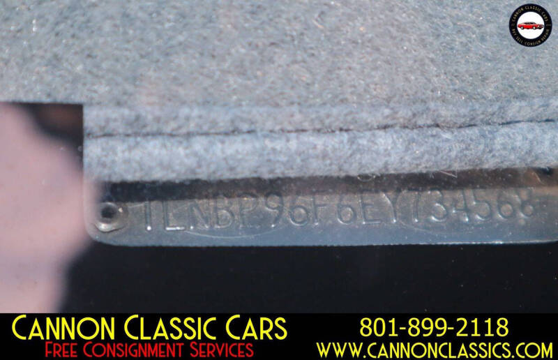 1984 Lincoln Town Car Signature