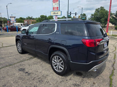 2017 GMC Acadia SLE-2