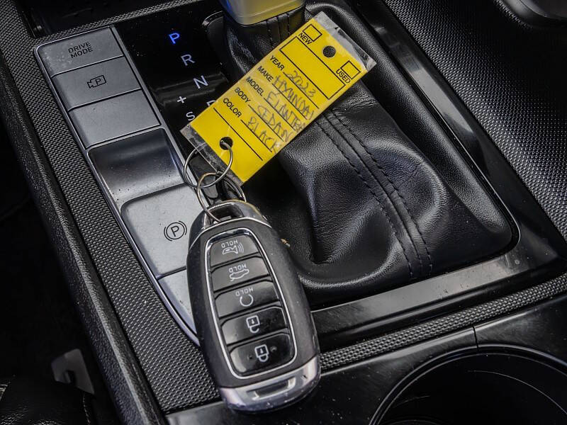 2023 Hyundai Elantra