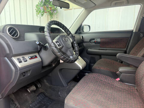 2009 Scion xB