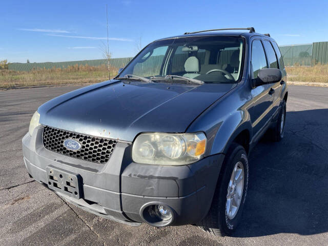 2005 Ford Escape for sale at Twin Cities Auctions in Elk River, MN