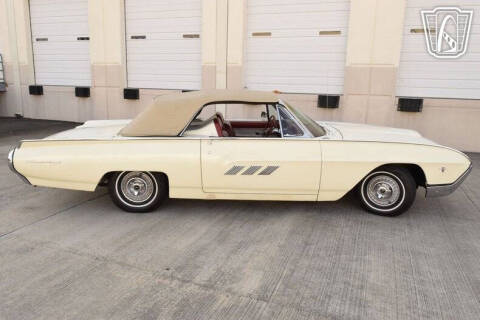 1963 Ford Thunderbird