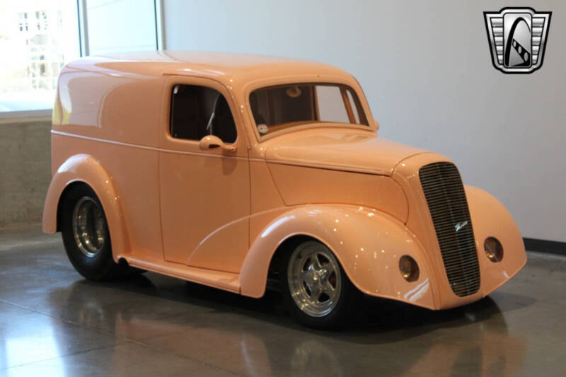 1950 Ford Anglia Thames