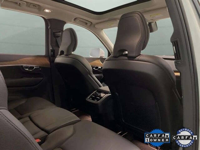 2025 Volvo XC90 B6 Plus Bright Theme 7P