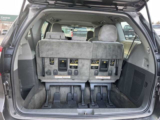 2015 Toyota Sienna L 7-Passenger