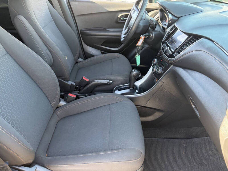 2022 Chevrolet Trax LS