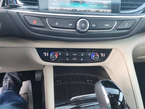 2018 Buick Regal Sportback Essence