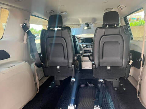 2019 Chrysler Pacifica Touring L Plus