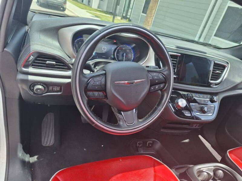 2020 Chrysler Pacifica Limited