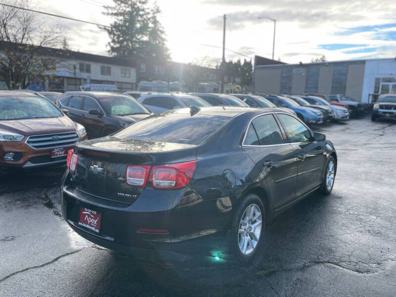 2015 Chevrolet Malibu 1LT photo 5