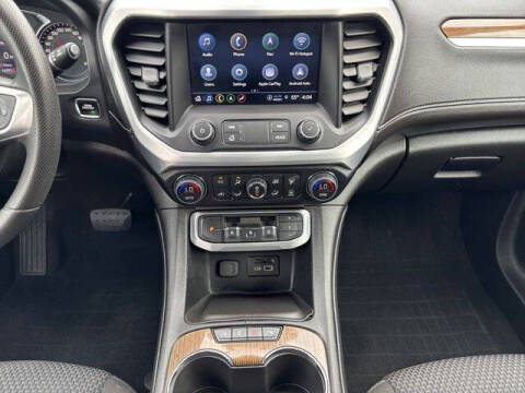 2022 GMC Acadia SLE