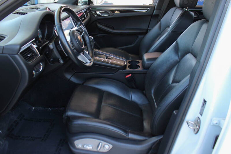 2017 Porsche Macan S