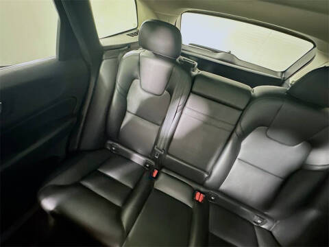 2023 Volvo XC60 B5 Core