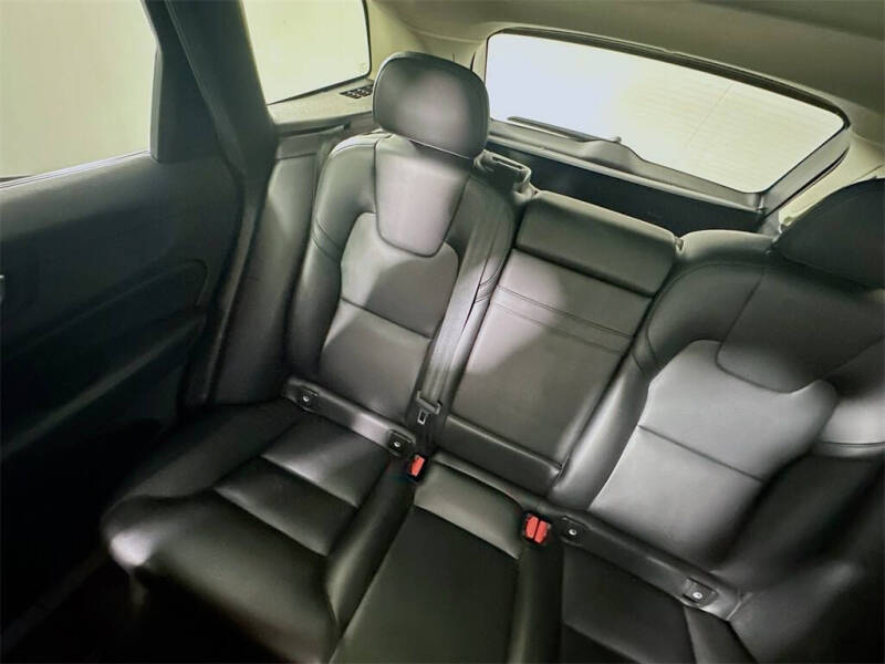 2023 Volvo XC60 B5 Core