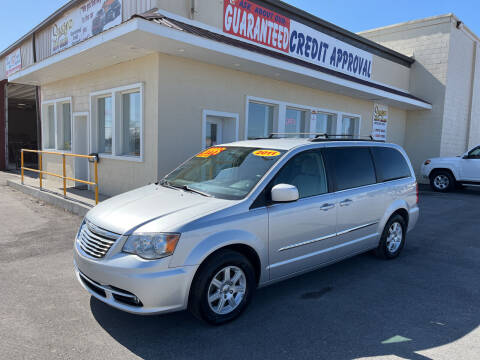 2011 Chrysler Town and Country for sale at Suarez Auto Sales in Port Huron MI