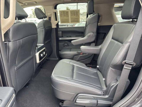 2023 Ford Expedition XLT
