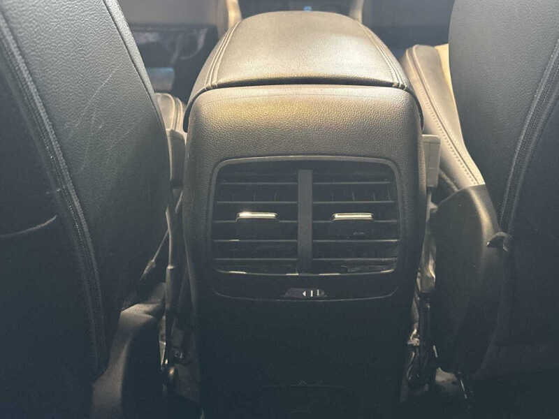 2022 Ford Escape Plug-In Hybrid Titanium