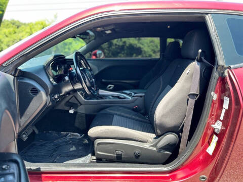 2020 Dodge Challenger SXT