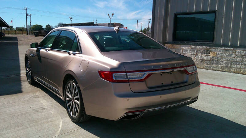 2019 Lincoln Continental Select