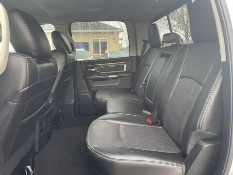 2015 RAM 1500 Laramie