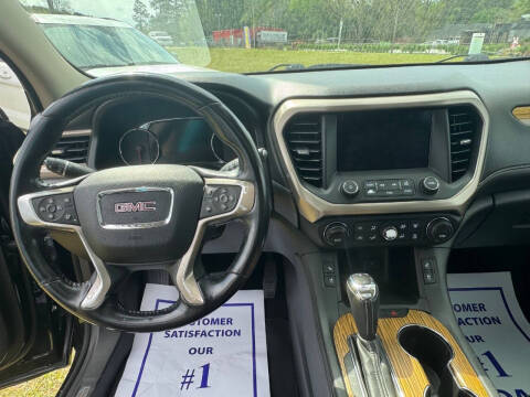 2017 GMC Acadia Denali