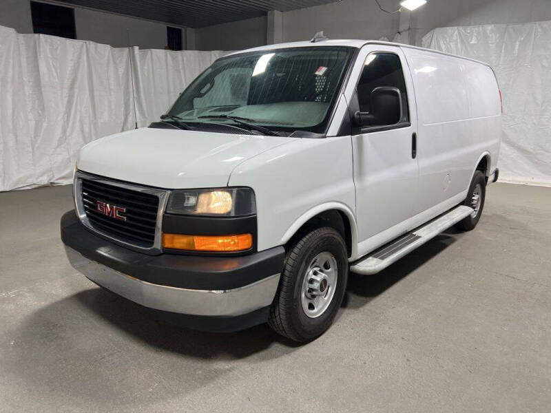 2023 GMC Savana 2500